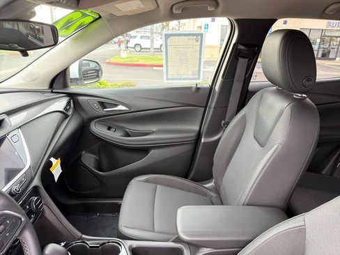 Used 2022 Buick Encore GX Select image 15