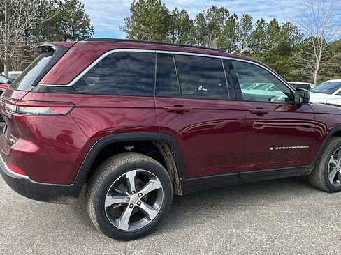 New 2026 Jeep Grand Cherokee Limited image 8