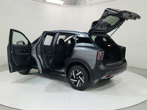 Certified 2026 Nissan Kicks SV FWD image 30