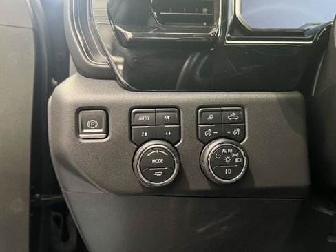 Used 2023 Chevrolet Silverado 1500 ZR2 AWD/4WD image 38