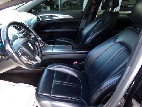 Used 2017 Lincoln MKZ Premiere FWD image 8