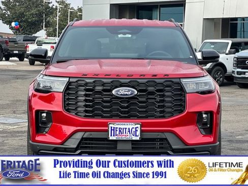 New 2026 Ford Explorer ST-Line w/ ST-Line Street Pack image 9