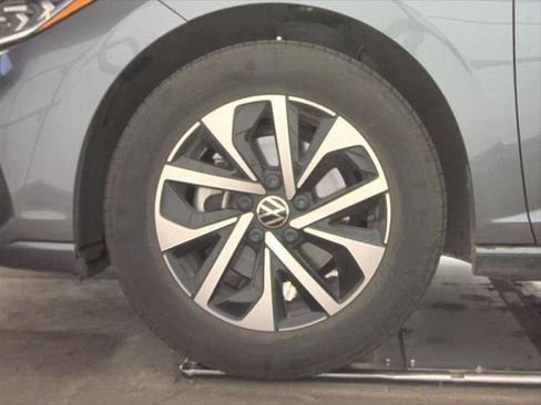 Used 2025 Volkswagen Jetta S FWD image 23