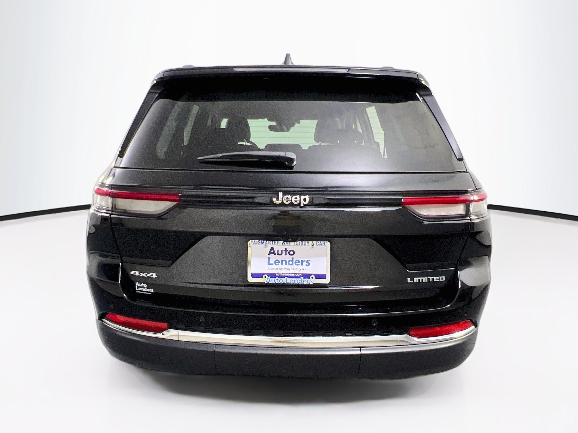 Used 2023 Jeep Grand Cherokee Limited AWD/4WD image 6