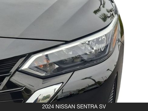 Used 2024 Nissan Sentra SV FWD image 10
