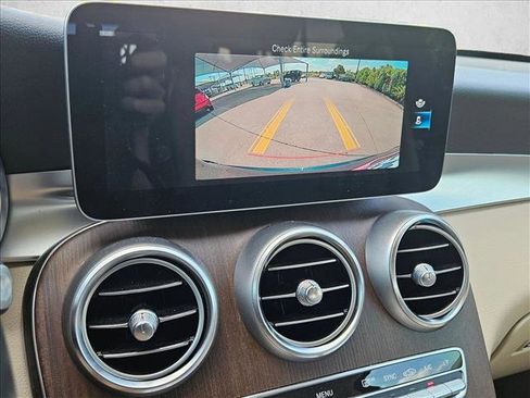 Used 2020 Mercedes-Benz GLC 300 GLC 300 image 13