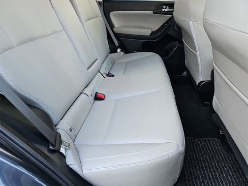 Used 2018 Subaru Forester 2.5i Limited image 14