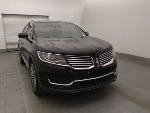 Used 2017 Lincoln MKX Reserve w/ Lincoln MKX Climate Package FWD image 13