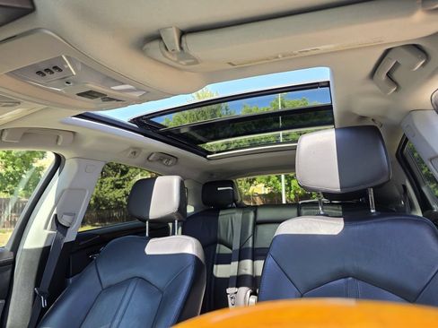 Used 2010 Cadillac SRX Premium AWD/4WD image 34