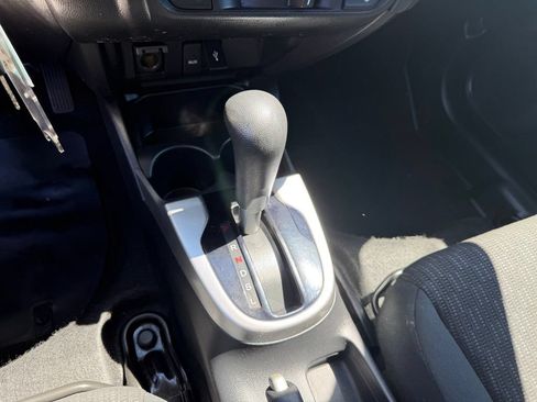 Used 2015 Honda Fit LX image 23