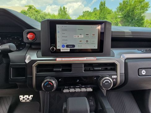 Used 2026 Toyota Tacoma TRD Sport AWD/4WD image 22