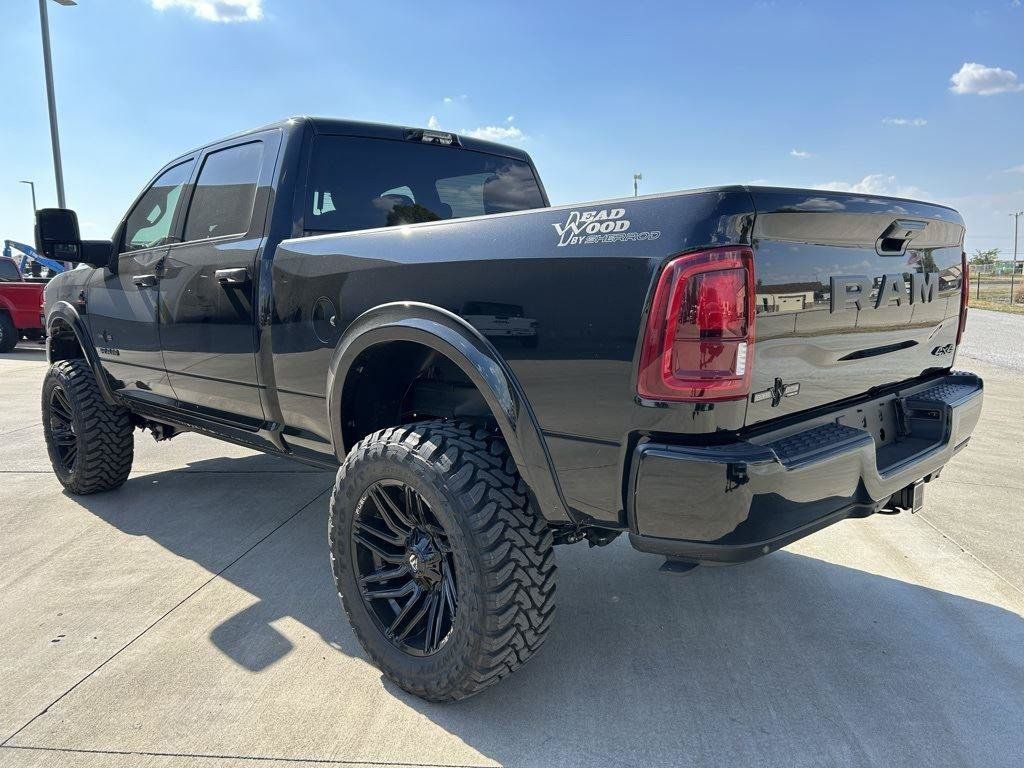 New 2025 RAM 2500 Big Horn AWD/4WD image 40
