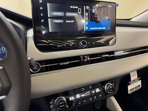 New 2026 Mitsubishi Outlander SEL image 14