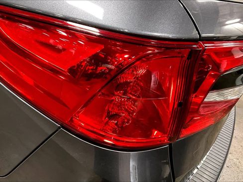 Used 2023 Honda Odyssey Elite image 26