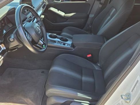 Used 2025 Honda Civic Sport image 13