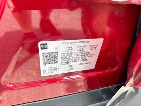 Used 2021 Cadillac XT4 Luxury w/ Cold Weather Package FWD image 27