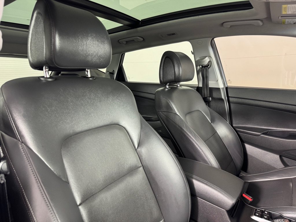 Used 2017 Hyundai Tucson Limited w/ Limited Ultimate Package 03 AWD/4WD image 28