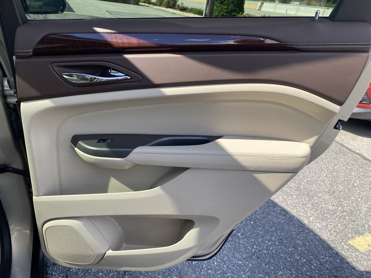 Used 2012 Cadillac SRX Performance FWD image 18