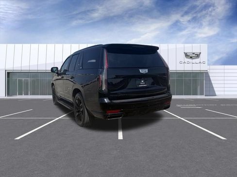 Used 2021 Cadillac Escalade Sport Platinum w/ LPO, ONYX Package AWD/4WD image 11