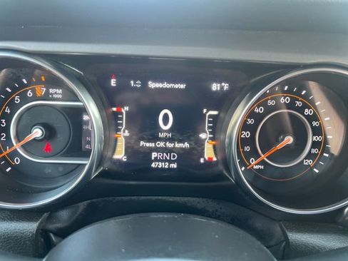 Used 2022 Jeep Wrangler Unlimited Sport AWD/4WD image 14