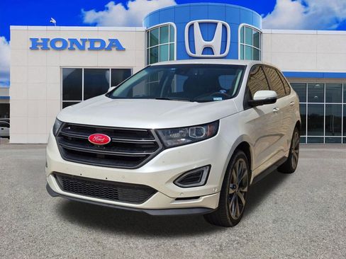 Used 2016 Ford Edge Sport w/ Equipment Group 401A AWD/4WD image 3