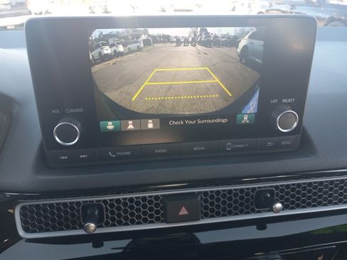 Used 2025 Honda Civic Sport image 17