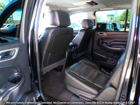 Used 2019 GMC Yukon XL Denali w/ Denali Ultimate Package AWD/4WD image 17