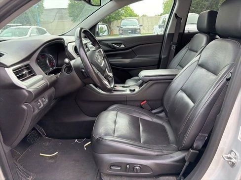 Used 2019 GMC Acadia SLT AWD/4WD image 23