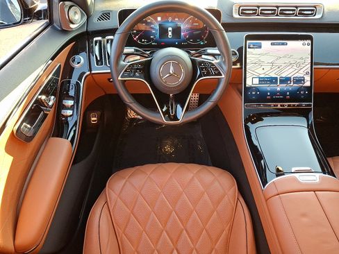 Used 2022 Mercedes-Benz S 580 4MATIC Sedan image 11