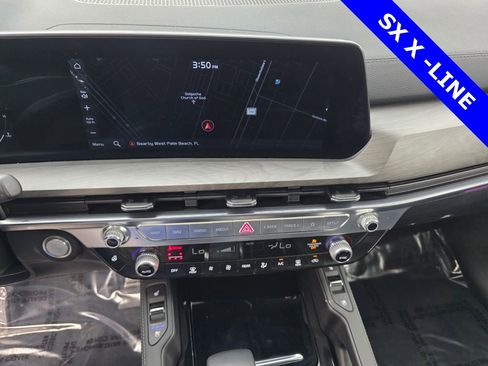Used 2025 Kia Telluride SX X-Line image 24