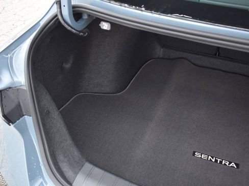 New 2026 Nissan Sentra SR w/ Floor Mat Package FWD image 45