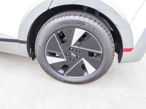 New 2026 Hyundai Ioniq 5 Limited image 11