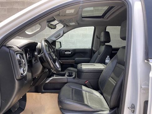 Used 2021 GMC Sierra 1500 Denali w/ Denali Ultimate Package AWD/4WD image 12