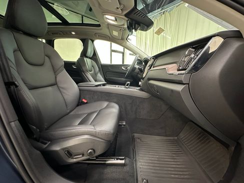 Used 2024 Volvo XC60 T8 Plus w/ Protection Package Premier AWD/4WD image 21