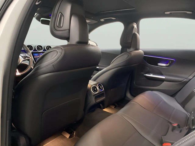 Used 2025 Mercedes-Benz C 300 Sedan image 62