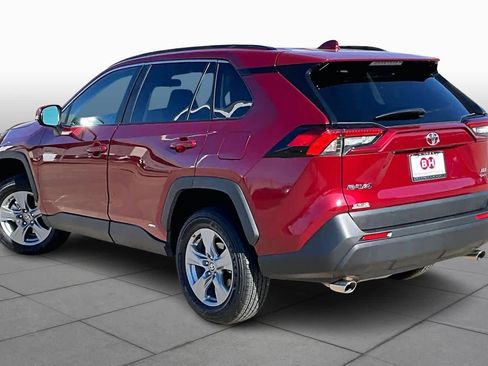 Used 2025 Toyota RAV4 XLE image 11