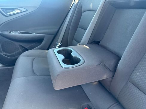 Used 2022 Chevrolet Malibu LT FWD image 19