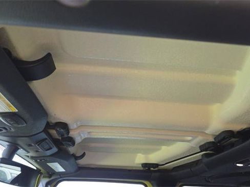 Used 2023 Jeep Wrangler Unlimited Sahara AWD/4WD image 14