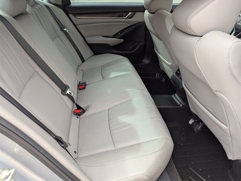 Used 2018 Honda Accord EX-L image 17