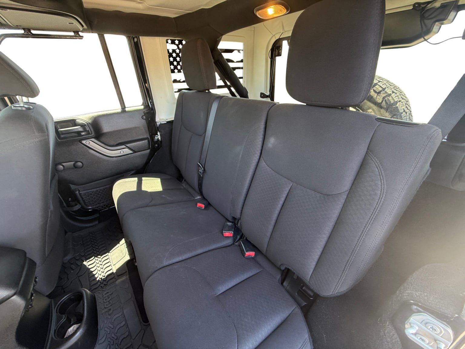 Used 2016 Jeep Wrangler Unlimited Sport AWD/4WD image 16