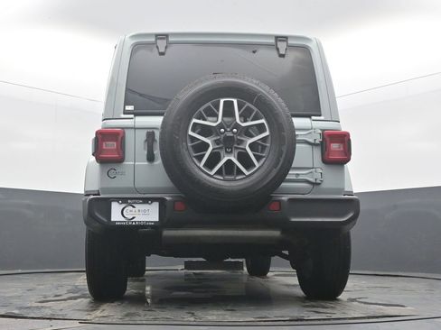 Used 2024 Jeep Wrangler Sahara image 49