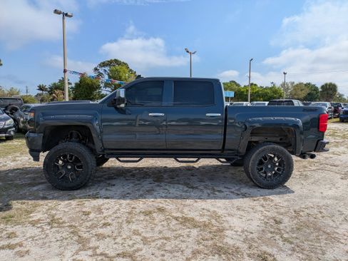 Used 2018 Chevrolet Silverado 1500 LT w/ All Star Edition AWD/4WD image 4