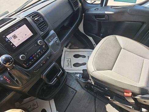 Used 2025 RAM ProMaster 2500 w/ Convenience Group FWD image 27