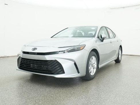 New 2026 Toyota Camry LE image 32