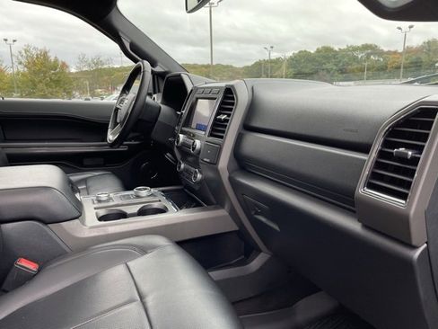 Used 2021 Ford Expedition XLT image 28