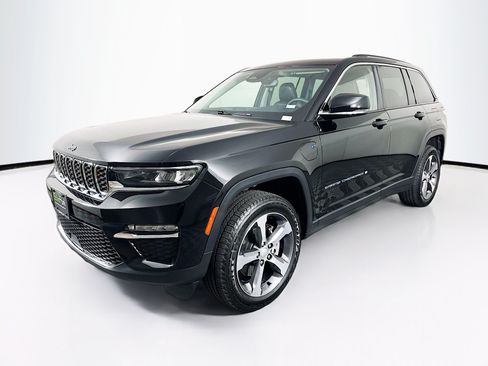 Used 2022 Jeep Grand Cherokee Limited 4xe AWD/4WD image 3