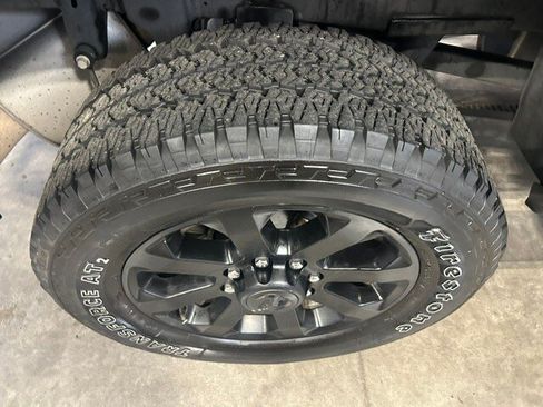 Used 2025 RAM 2500 Big Horn AWD/4WD image 20
