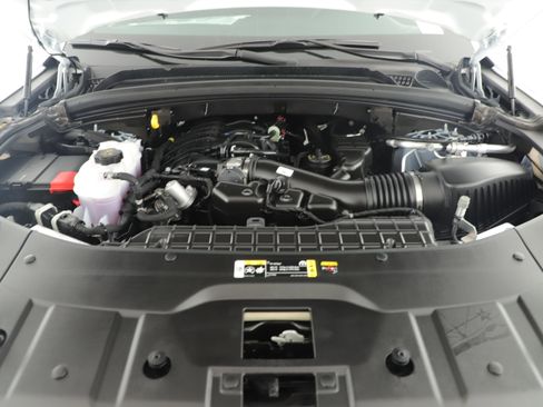 New 2025 Jeep Grand Cherokee Laredo X w/ Luxury Tech Group I image 6