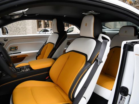 Certified 2025 Rolls-Royce Spectre Black Badge image 9