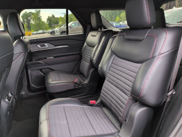 Certified 2026 Ford Explorer ST-Line AWD/4WD image 28